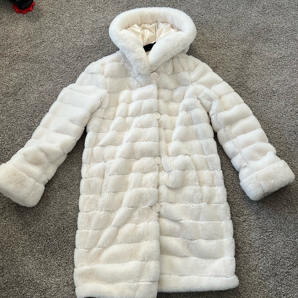 Chic White Faux Fur Coat